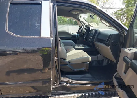 2015 Ford F-150 Xl z USA, uszkodzony, nr VIN 1FTEX1EP9FFB28000